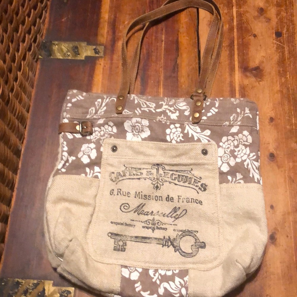 MYRA bag, GORGEOUS, very roomy, great condition!